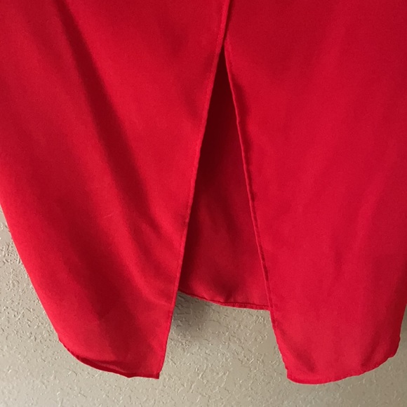 Red Express dressy tank top with open slit on the back. - Picture 3 of 3